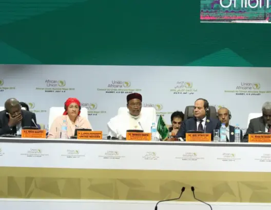 بوريطة يمثل الملك في القمة الاستثنائية الـ12 للاتحاد الإفريقي بنيامي