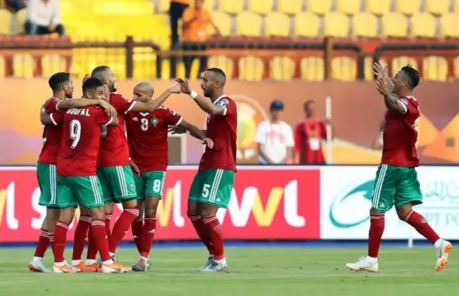 بطلب من مورينيو .. نجم “الأسود” يُسيل لعاب توتنهام الإنجليزي