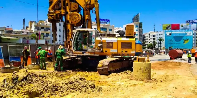 خلفت ازدحاما كبيرا.. أشغال عمومية تثير استياء سكان البيضاء (صور)
