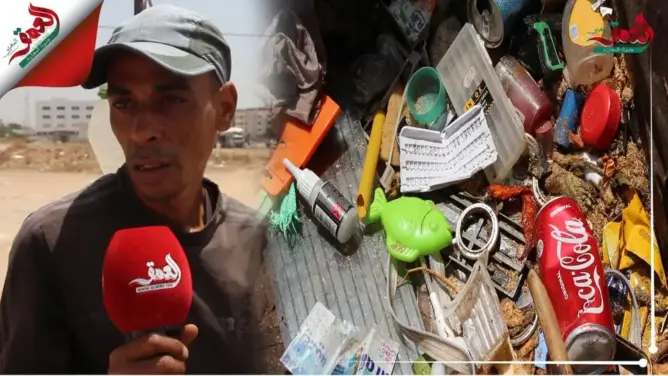 الميلودي.. معاق يعيش وأبناؤه بـ”كروسة” ويبحث عن قوته في القمامة