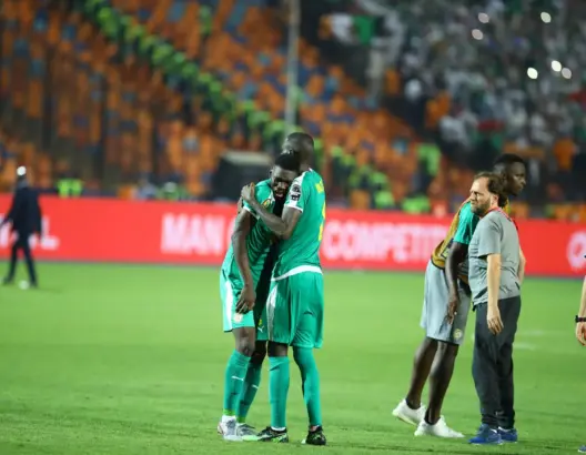 استقبال خاص لمنتخب السنغال ولاعبيه (فيديو)