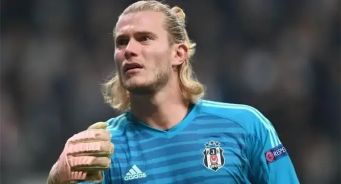 نادي بشكتاش التركي يجدد عقد الحارس الألماني لوريس كاريوس