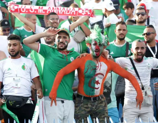 الجزائر تستعين بطائرات عسكرية قبل نصف نهائي “الكان”