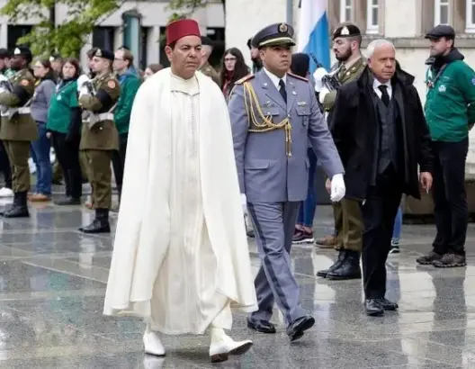 الأمير مولاي رشيد يمثل الملك في تشييع جنازة السبسي