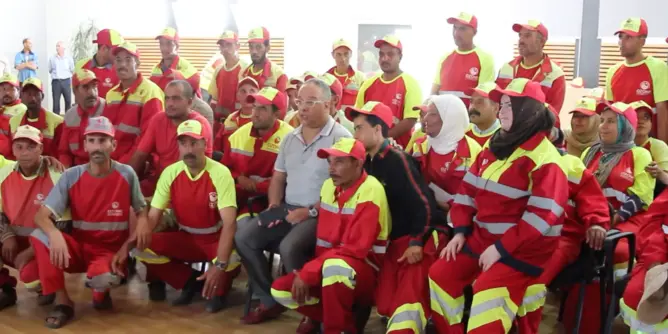 يتقدمهم البدراوي.. مستخدمو “أوزون” يعززون “بنك الدم” ببنسليمان (فيديو)