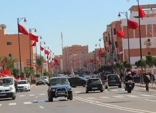 التحقيق مع ضابط شرطة بالعيون بشبهة الرشوة والتواطؤ مع تجار المخدرات