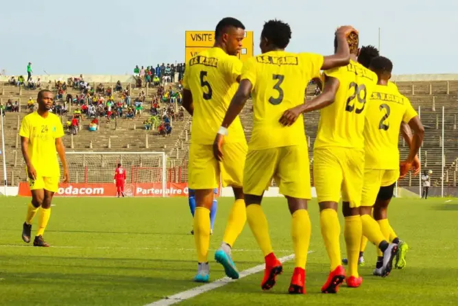 لاعبون بـ”فيتا كلوب” يفرون من الكونغو بحثا عن “الاحتراف” بالمغرب