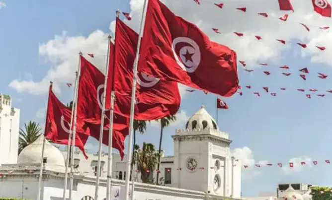إبراز التجربة المغربية في ميدان الشباب بتونس
