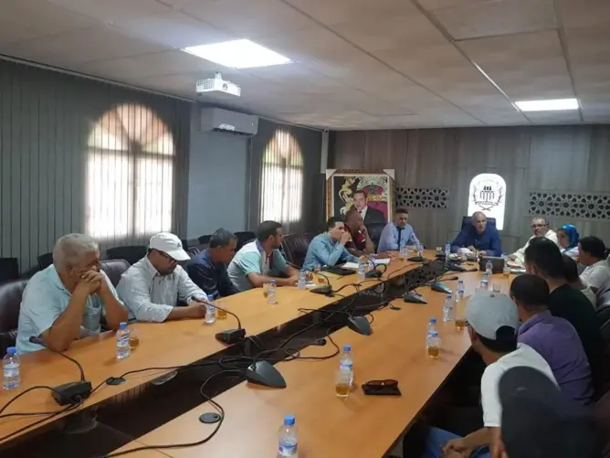 لجنة تابعة لوزارة الداخلية تسجل غياب الشفافية بجماعة بني ملال