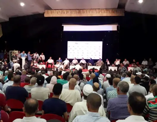 خصوم بنشماش يحشدون الأنصار بطنجة ويستعدون للإطاحة به (صور)