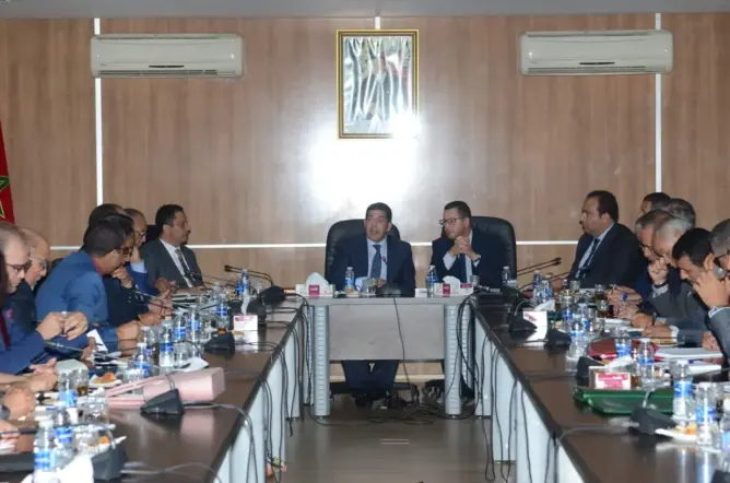 لقاءات تنسيقية .. خطاب الملك حول التكوين المهني يستنفر أمزازي