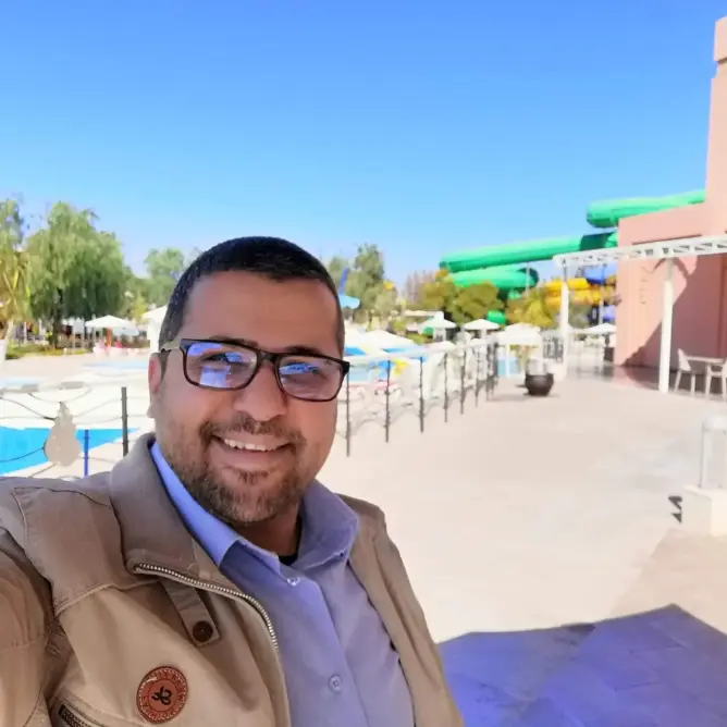 الرد الصارم على” عاش الشعب”