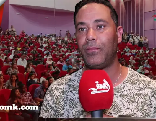 الكوميدي الخودي: ما يمكنش نتخلا على ولادي ومسرحية قنبولة (فيديو)
