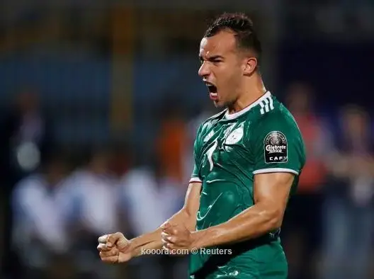 قبيل العيد.. لاعب منتخب “الخضر” يقدم عشرات الأضاحي لأبناء حيه