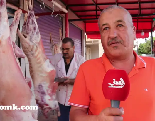سكان بودربالة يتسابقون لتقطيع أضاحيهم.. وهذه نصيحة جزار