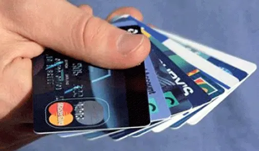 بعد الانتقادات المتتالية .. البنوك تبعد عن نفسها تهمة “التمرد” على قرارات الدولة