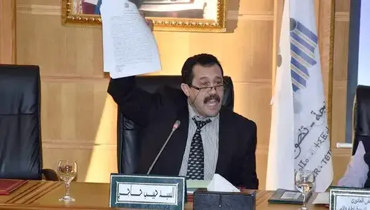 المحامي حاجي يعلن إصابته بـ”كورونا” .. وهكذا علق على المرض