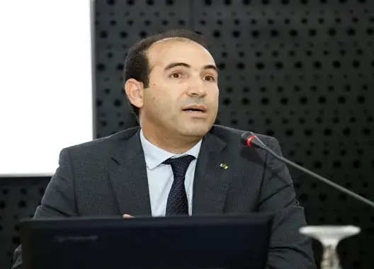 وسيط المملكة يجلد الإدارة ويدافع عن إرادة الملك لردع الانتهاكات