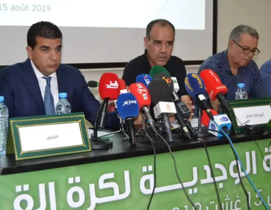 مولودية وجدة تستعد لاستقبال مولودية وهران في “مباراة أخوية”