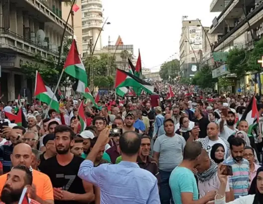ممثلة تدعو إلى إبادة اللاجئين الفلسطينيين بلبنان في “أفران هتلر”