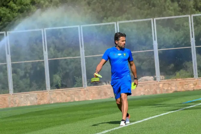 بحضور منديل وحكيمي ومزراوي.. هذه لائحة 67 لاعباً بالمنتخب الأولمبي