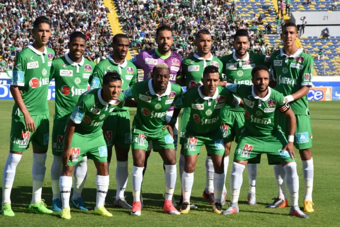 دوري أبطال إفريقيا.. الرجاء يكشف عن قائمته لمباراة الدور التمهيدي