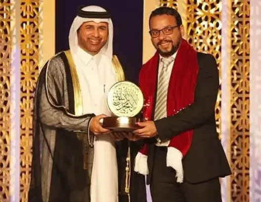 المغربي محمد عريج يفوز بجائزة “كتارا” لشاعر الرسول بالدوحة