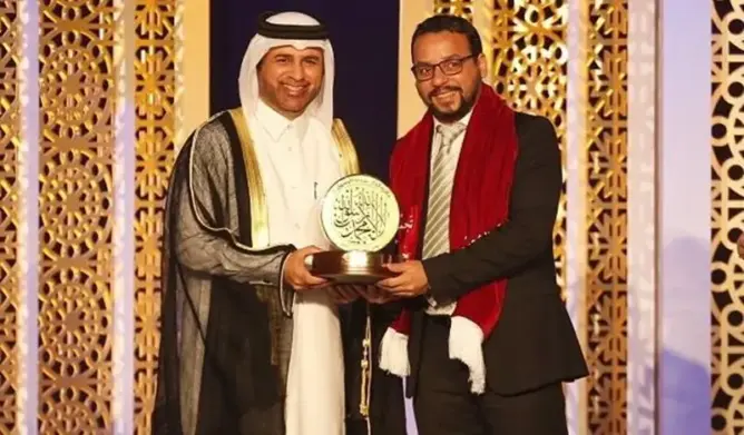المغربي محمد عريج يفوز بجائزة “كتارا” لشاعر الرسول بالدوحة