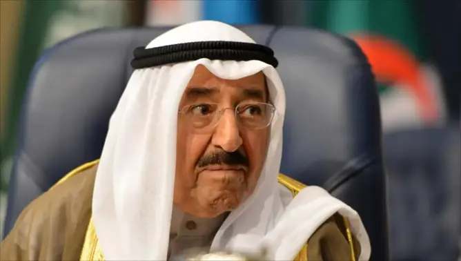 نقل أمير الكويت إلى مستشفى بالولايات المتحدة الأمريكية