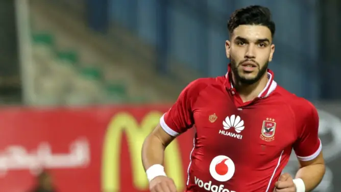 المشاركة مع المنتخب المغربي تُكلف أزارو الغياب عن دوري أبطال إفريقيا