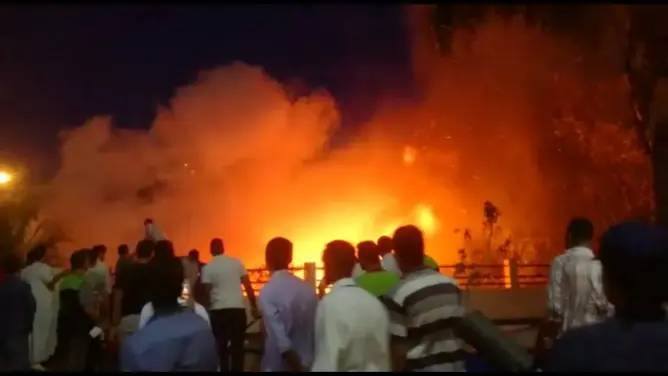 عاجل: “أسواق السلام” بطنجة تنجو من كارثة.. وأسباب الحريق مجهولة