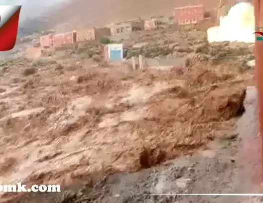فيضانات وسيول تجرف سيارة ومنزلا ضواحي تافراوت (فيديو)
