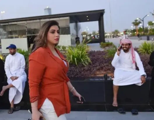 صور لسعوديات بدون حجاب تجتاح مواقع التواصل الإجتماعي