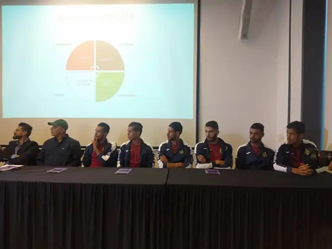 بحثا عن الألقاب.. الجيش الملكي يضع مشروعا لتدبير الأزمة وتجاوزها