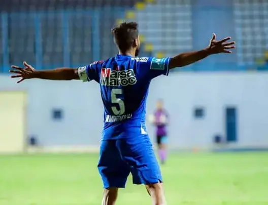 بعد الفور على النصر الليبي.. لاعبو الرجاء يقدمون التحية للجماهير التي ساندتهم بمصر (فيديو)