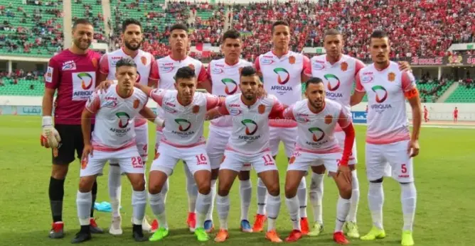بينهم عميد الفريق.. اللائحة الكاملة للاعبين المصابين بكورونا في صفوف الحسنية