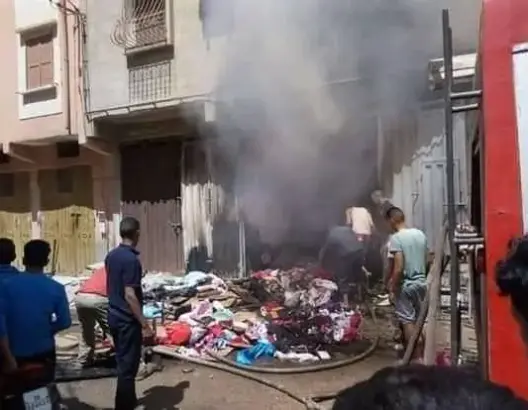تفحم جثة شخصين داخل محل لبيع الأفرشة بأولاد تايمة (صور)