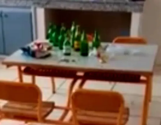 مدرسة بضواحي وجدة تتحول لـ”خمارة”.. ومديرية التعليم تحقق (فيديو)