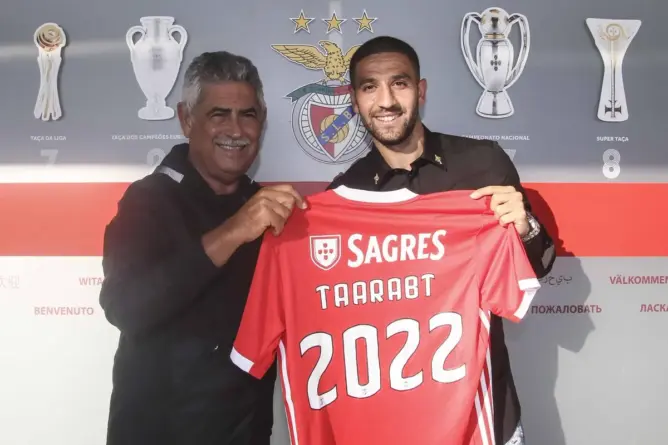عادل تاعرابت يتألق مع بنيفكا ويختار أفضل لاعب