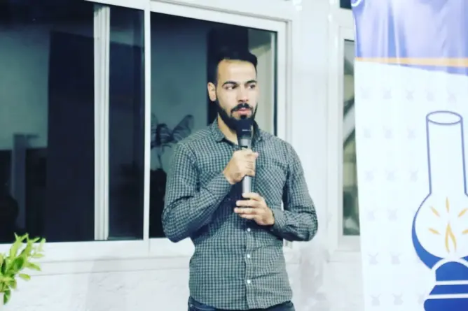 ألا إن الديمقراطية هي الحل
