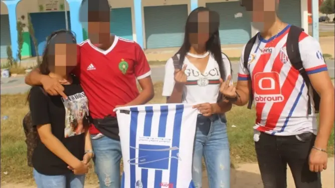 نشروا أغنية تحريضية.. اعتقال 5 شبان بمرتيل هددوا بقتل جماهير طنجة