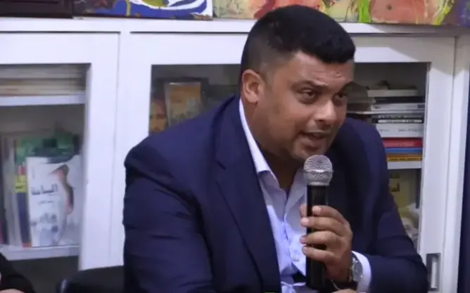 بنجلون: المحافظون بالبرلمان يدافعون عن قوانين استعمارية