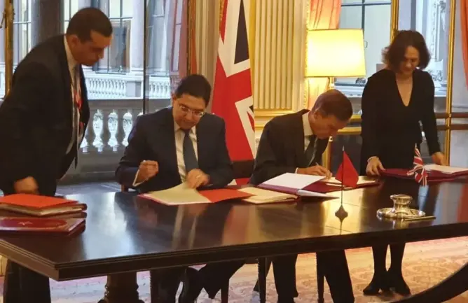 المغرب يوقع اتفاقا شاملا مع بريطانيا لتفادي تداعيات “البريكسيت”