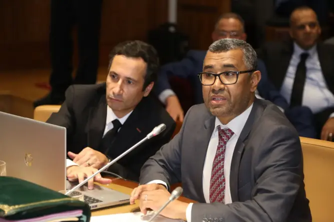 البرلمان يشرع في دراسة قانونين إطار حول الاصلاح الجبائي والمؤسسات العمومية