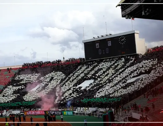 تيفو جماهير الجيش وكركاج “خيالي” (فيديو)