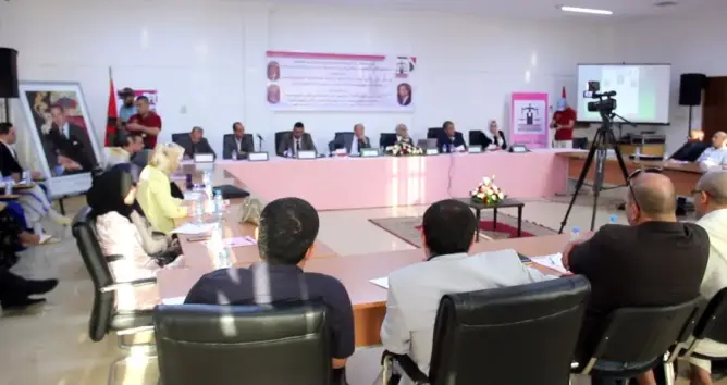 في لقاء بتارودانت.. المحامون الاستقلاليون يناقشون مشروع قانون المهنة