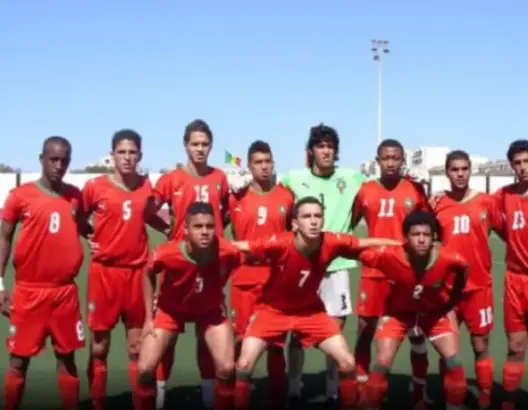 لاعب سابق بالمنتخب الوطني المغربي يركب “قوارب الموت” (صورة)