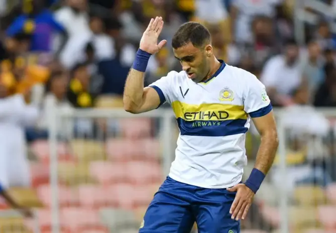 حمد الله يطلق النار على مدرب الأسود السابق: رونار سيء ودون المستوى