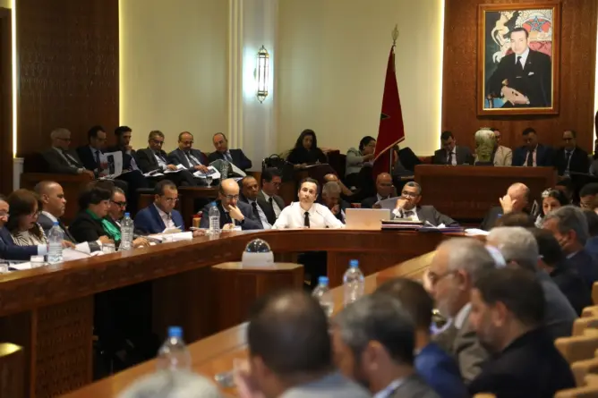 بعد مصادقة لجنة المالية على تعديلها.. هذه هي الأجور المعنية بضريبة المساهمة التضامنية