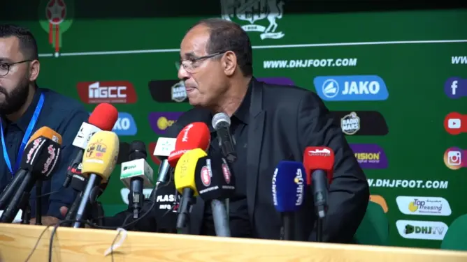 بادو الزاكي: “إلا بغيتي تسجل الأهداف خاصك تطلق الفلوس” (فيديو)